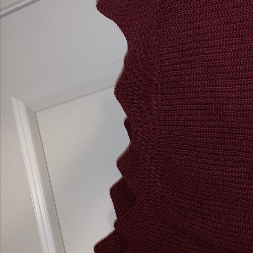 Cropped sweater - Picture 2 of 3